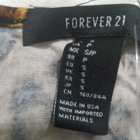 NWOT FOREVER 21 TOP ANIMAL PRINTS SIZE S - Picture 2 of 5